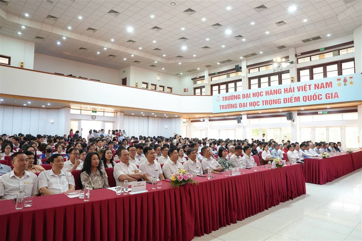 Hải Phòng phát động Ngày Sức khỏe toàn dân và phong trào hiến máu tình nguyện năm 2026