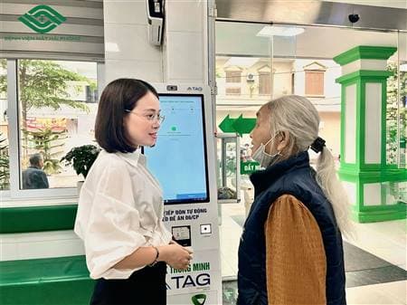 Lan tỏa giá trị nhân văn từ công tác xã hội tại Bệnh viện Mắt Hải Phòng