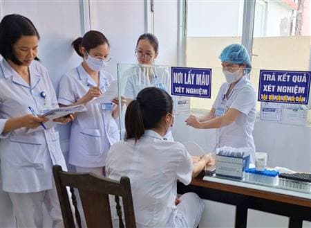 Sôi nổi hội thi điều dưỡng- Hộ sinh- Kỹ thuật y. 