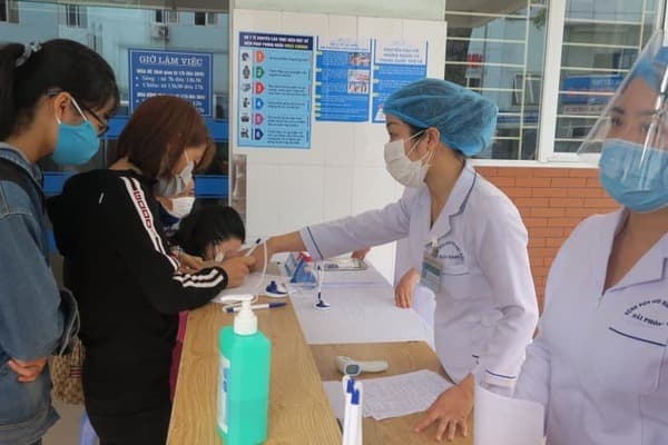 Tăng cường phòng và kiểm soát lây nhiễm COVID-19 trong cơ sở khám chữa bệnh