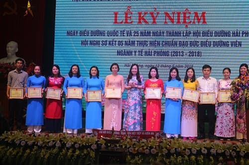 Kỷ niệm 25 năm thành lập Hội Điều dưỡng Hải Phòng, sơ kết 05 năm chuẩn đạo đức điều dưỡng viên Ngành Y tế Hải Phòng