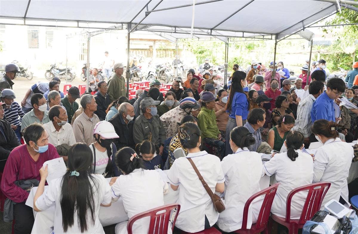 Ấm lòng người dân Sơn Hòa (Đắk Lắk).