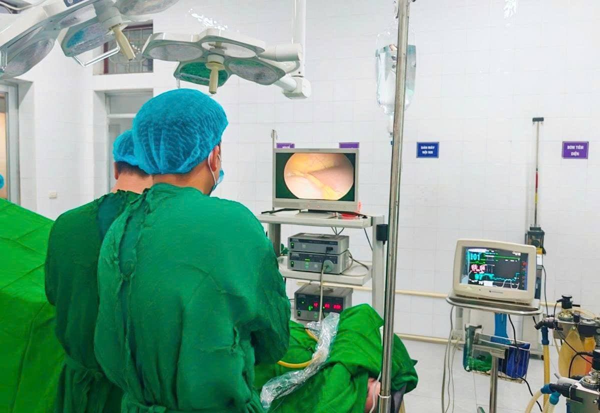 Phẫu thuật ruột thừa cho trẻ 46 tháng tuổi