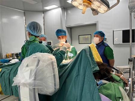 Triển khai kỹ thuật phẫu thuật cố định cột sống bằng bắt vít qua da
tại Bệnh viện Đa khoa Hải Dương
