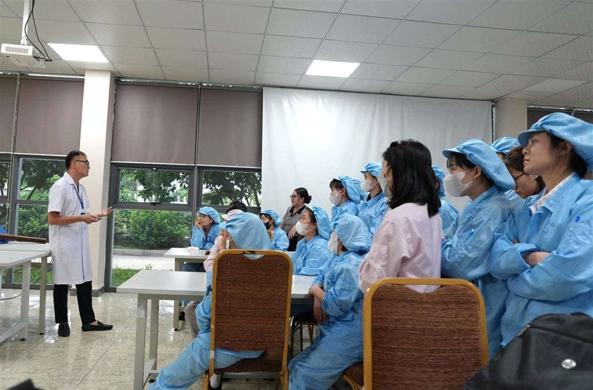 Đồng hành bảo vệ sức khỏe người lao động