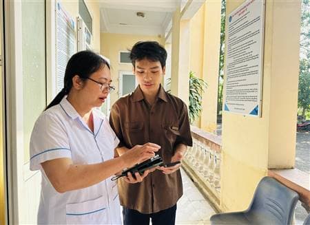 Đẩy nhanh việc cài đặt sổ sức khỏe điện tử