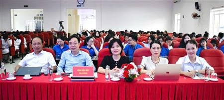Hội thảo “Cập nhật tiến bộ trong phẫu thuật khúc xạ và giải pháp nâng cao chất lượng thị lực”