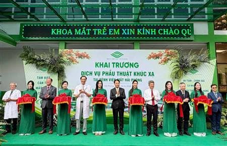 Bệnh viện Mắt Hải Phòng: Triển khai phẫu thuật khúc xạ với công nghệ cao