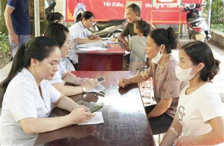 Hoàn thành điều tra phân vùng dịch tễ bệnh ký sinh trùng
địa phương đầu tiên ở khu vực phía Tây Hải Phòng