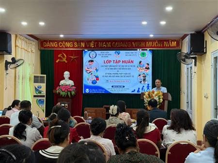 Trung tâm Y tế Chí Linh: Tập huấn hướng dẫn can thiêp sớm khuyết tật cho trẻ dưới 6 tuổi.
