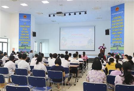 Phát động chiến dịch “ Làm cho thế giới sạch hơn”.
