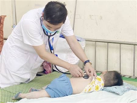 Bệnh tay chân miệng tăng mạnh trong 9 tháng, nhiều bệnh truyền nhiễm giảm