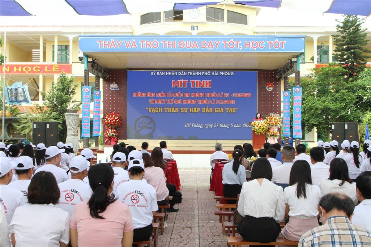 Mít tinh hưởng ứng Tuần lễ Quốc gia không thuốc lá 25 – 31/5/2025 và Ngày Thế giới không thuốc lá 31/5