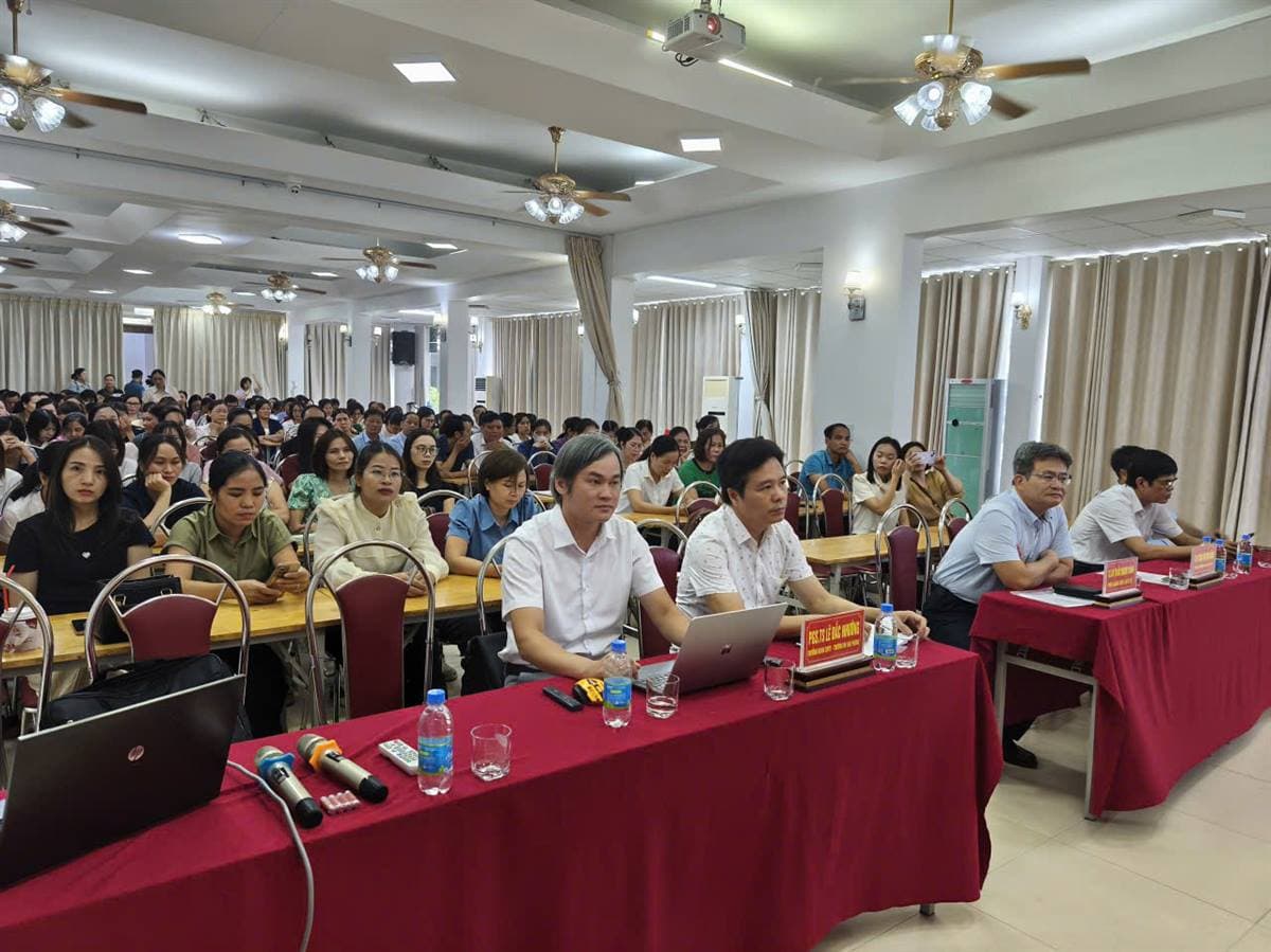Hải Phòng: Tập huấn “Bình dân học vụ số” – Đưa công nghệ đến gần hơn với công tác dân số và trẻ em