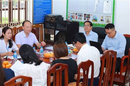 Nâng cao chất lượng khám sức khỏe định kỳ cho người cao tuổi