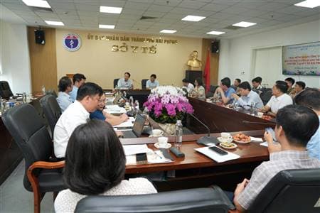 Đoàn công tác Sở Y tế tỉnh Tuyên Quang trao đổi, chia sẻ kinh nghiệm với Sở Y tế thành phố Hải Phòng