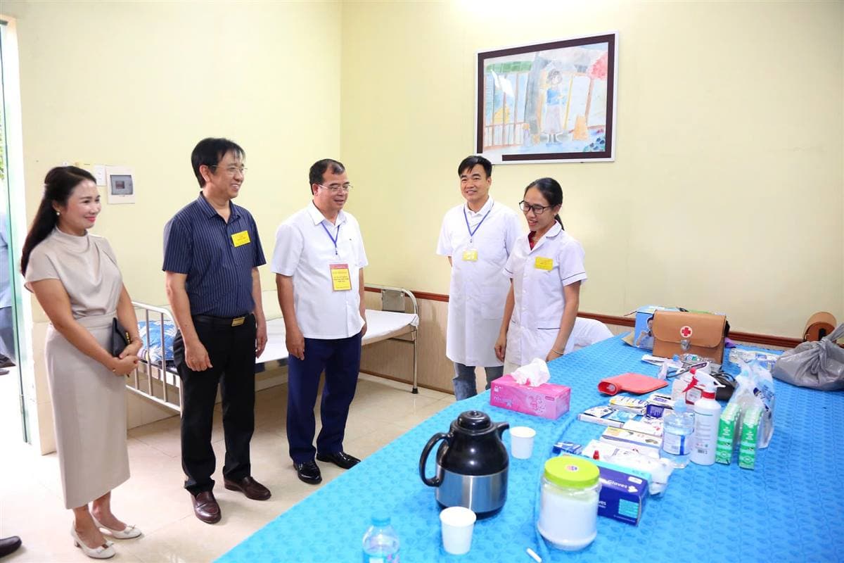 Đảm bảo công tác phòng chống dịch bệnh, vệ sinh môi trường kỳ thi tốt nghiệp THPT năm 2026.
