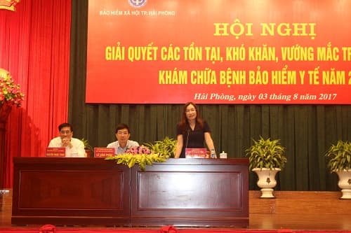 Giải quyết tồn tại, khó khăn, vướng mắc trong khám chữa bệnh BHYT năm 2017