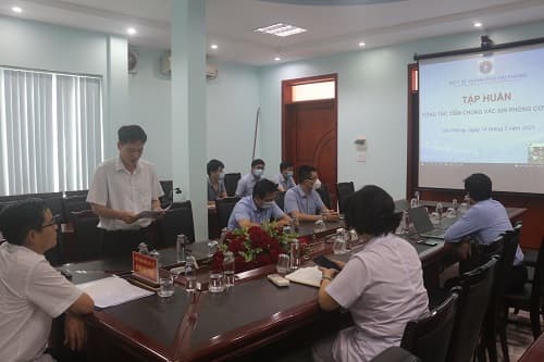Sở Y tế Hải Phòng tập huấn về tiêm chủng vắc xin phòng COVID -19